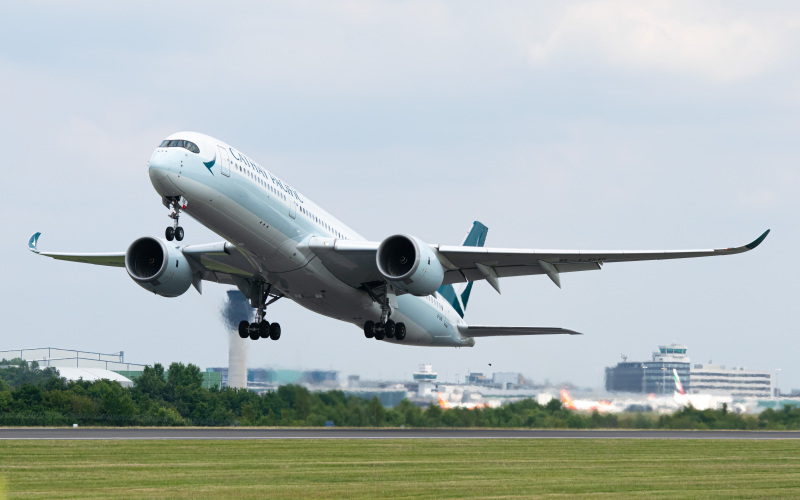 Photo of B-LRB - Cathay Pacific Airbus A350-900 at MAN on AeroXplorer Aviation Database