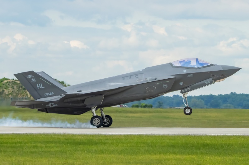 Photo of 20-5586 - USAF - United States Air Force Lockheed Martin F-35 Lightning at DOV on AeroXplorer Aviation Database