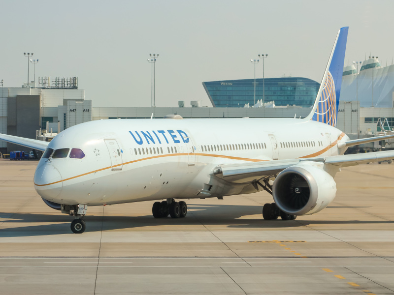 Photo of N19951 - United Airlines Boeing 787-9 at DEN on AeroXplorer Aviation Database