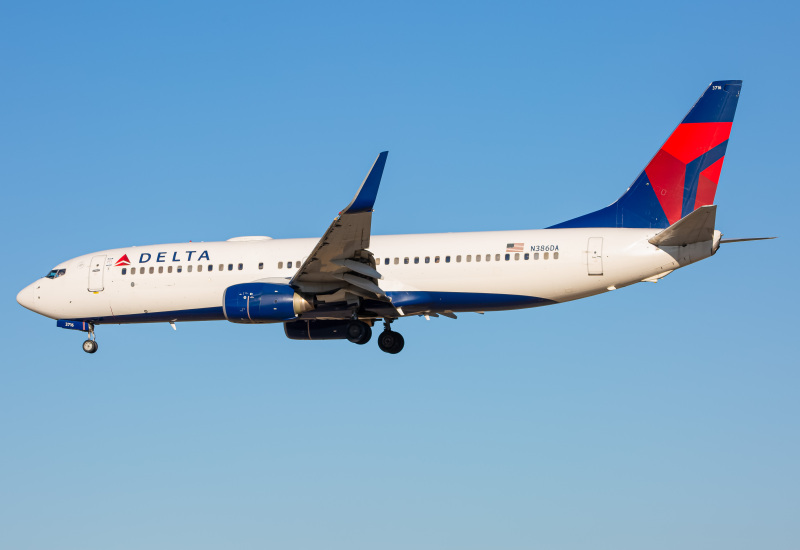 Photo of N386DA - Delta Airlines Boeing 737-800 at BWI on AeroXplorer Aviation Database