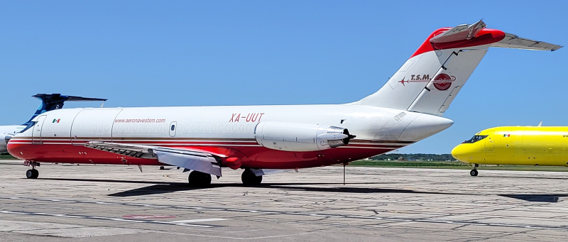 Photo of XA-UUT - Aeronaves TSM McDonnell Douglas DC-9-32F at YIP on AeroXplorer Aviation Database