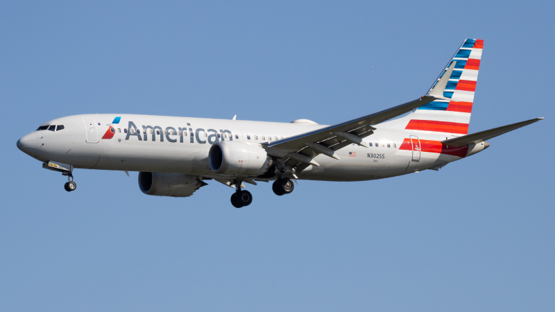 Photo of N302SS - American Airlines Boeing 737 MAX 8 at DCA on AeroXplorer Aviation Database