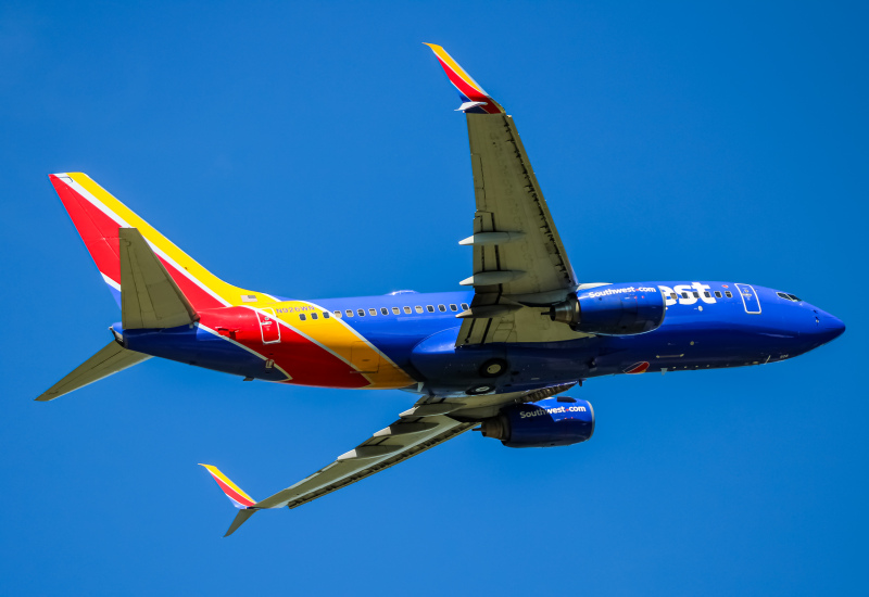 Photo of N926WN - Southwest Airlines Boeing 737-800 at BWI on AeroXplorer Aviation Database