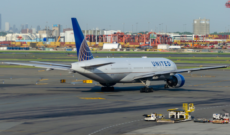 Photo of N227UA - United Airlines Boeing 777-200ER at EWR on AeroXplorer Aviation Database