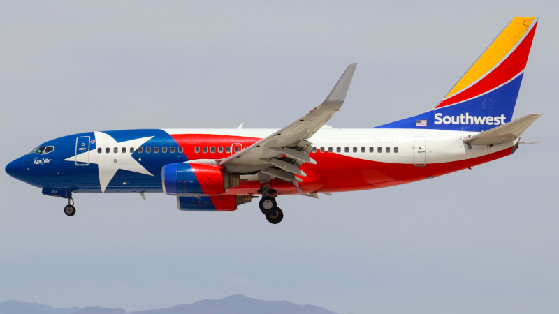 Photo of N931WN - Southwest Boeing 737-700 at LAS on AeroXplorer Aviation Database