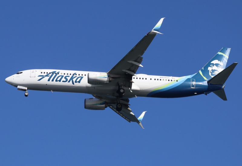 Photo of N434AS - Alaska Airlines Boeing 737-900ER at KBOS on AeroXplorer Aviation Database