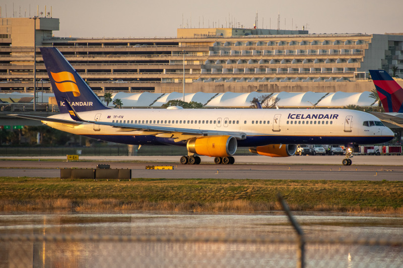 Photo of TF-FIV - Icelandair Boeing 757-200 at MCO on AeroXplorer Aviation Database