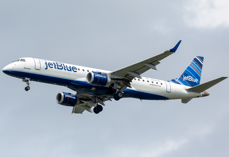 Photo of N354JB - JetBlue Airways Embraer E190 at JFK on AeroXplorer Aviation Database
