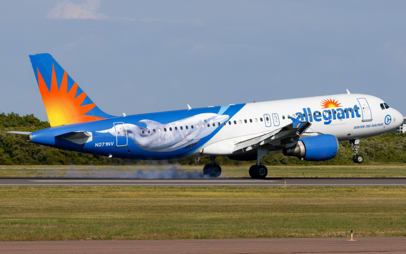 Photo of N271NV - Allegiant Air Airbus A320 at PIE on AeroXplorer Aviation Database