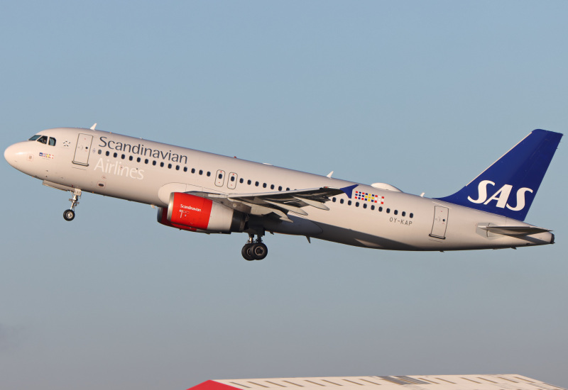 Photo of OY-FAP - Scandinavian Airlines Airbus A320 at MAN on AeroXplorer Aviation Database