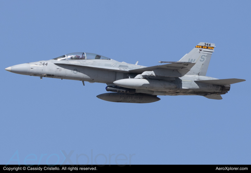 Photo of 165415 - USMC - United States Marine Corp Boeing F/A-18C/D Hornet at YUM on AeroXplorer Aviation Database