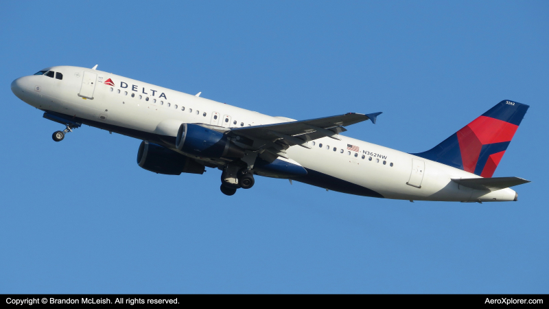 Photo of N362NW - Delta Airlines Airbus A320 at DAB on AeroXplorer Aviation Database