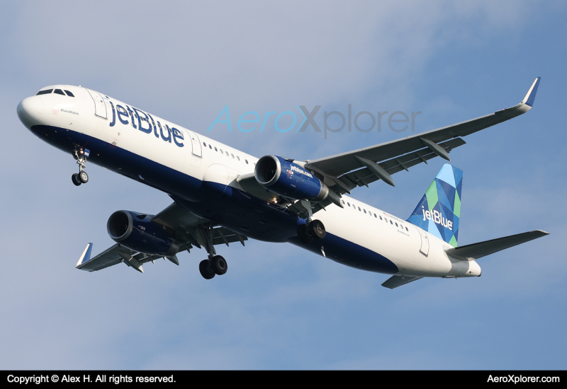 Photo of N965JT - JetBlue Airways Airbus A321-200 at BOS on AeroXplorer Aviation Database