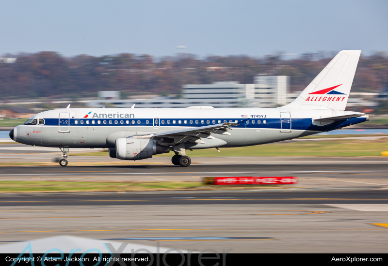 Photo of N745VJ - American Airlines Airbus A319 at DCA on AeroXplorer Aviation Database