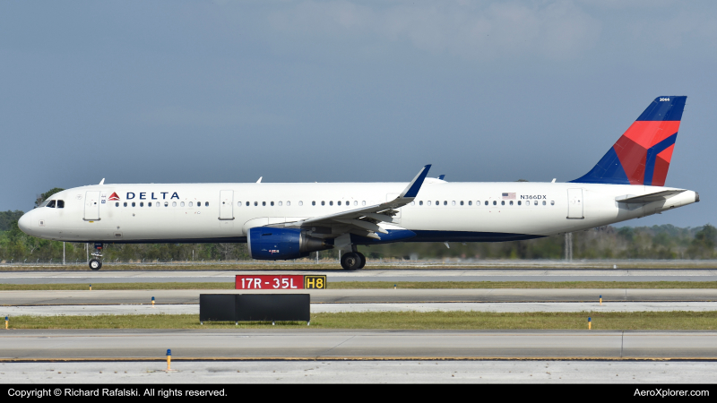 Photo of N366DX - Delta Airlines Airbus A321-200 at MCO on AeroXplorer Aviation Database