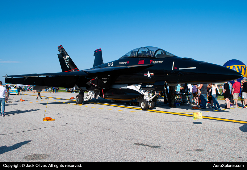 Photo of 166673 - USN - United States Navy Boeing F/A-18E/F Super Hornet at BKL on AeroXplorer Aviation Database
