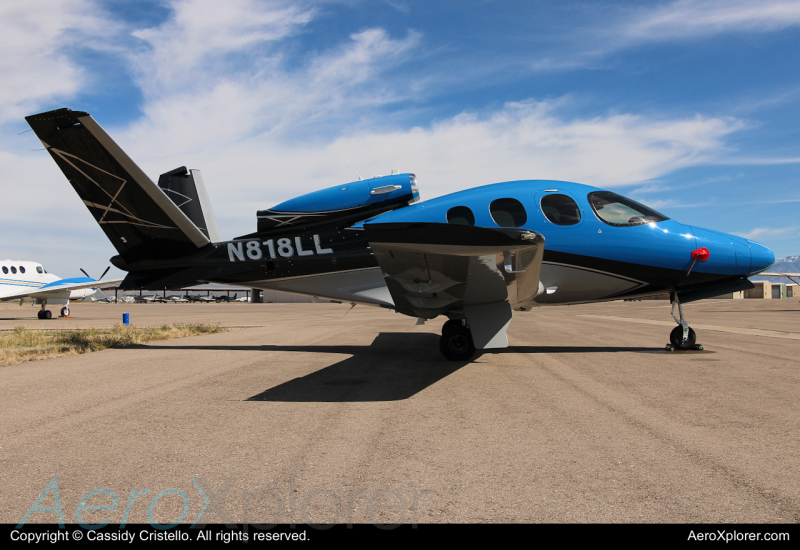 Photo of N818LL - PRIVATE Cirrus G2 VisionJet at AVW on AeroXplorer Aviation Database