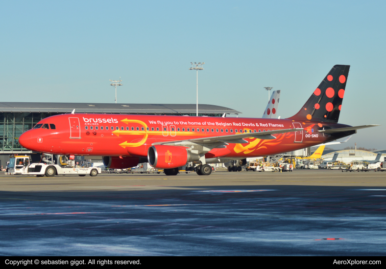 Photo of OO-SNO - Brussels Airlines Airbus A320 at BRU on AeroXplorer Aviation Database