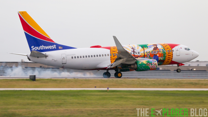 Photo of N945WN - Southwest Airlines  Boeing 737-700 at SAT on AeroXplorer Aviation Database
