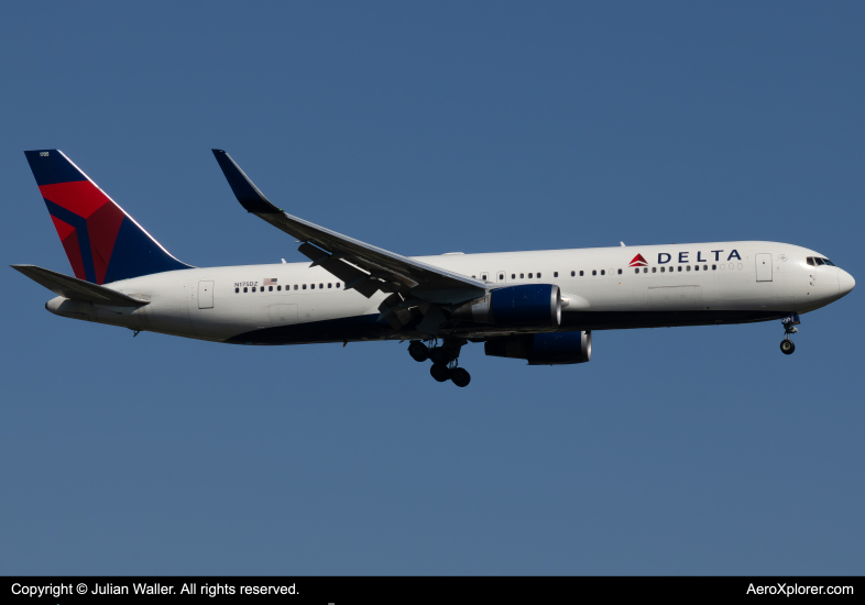 Photo of N175DZ - Delta Airlines Boeing 767-300ER at JFK on AeroXplorer Aviation Database