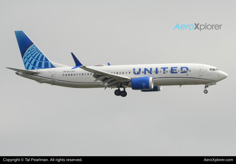 Photo of N27263 - United Airlines Boeing 737 MAX 8 at DCA on AeroXplorer Aviation Database