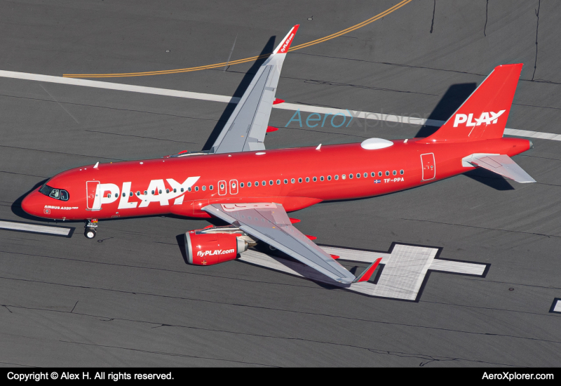 Photo of TF-PPA - Play Airbus A320NEO at BOS on AeroXplorer Aviation Database