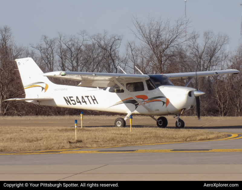 Photo of N544TH - PRIVATE Cessna 172 at AGC on AeroXplorer Aviation Database