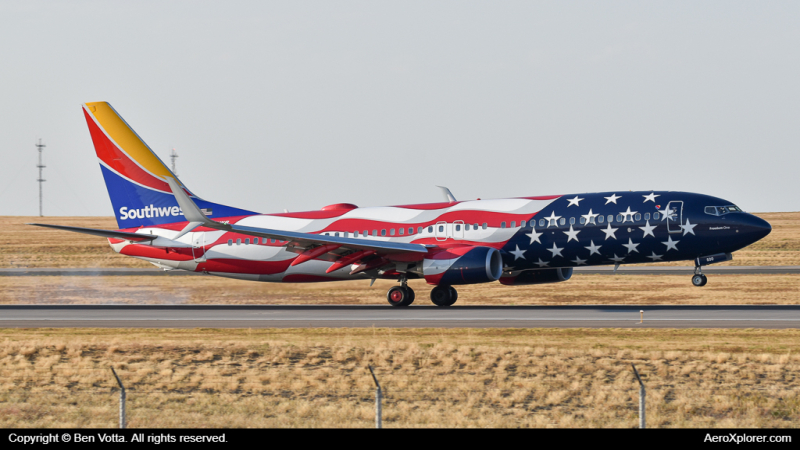Photo of N500WR - Southwest Airlines Boeing 737-800 at DEN on AeroXplorer Aviation Database