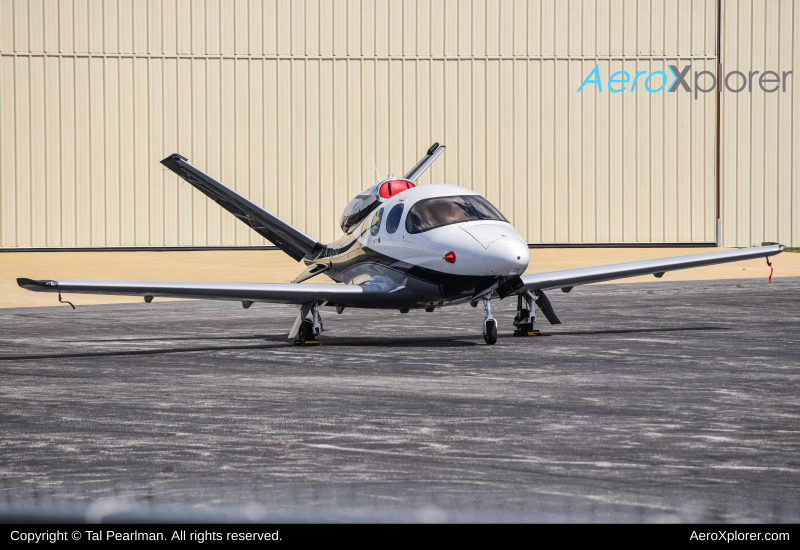 Photo of N10RS - PRIVATE Cirrus G2 VisionJet at GAI on AeroXplorer Aviation Database