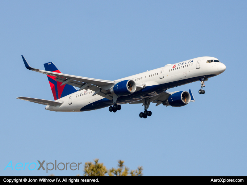 Photo of N548US - Delta Airlines Boeing 757-200 at CVG on AeroXplorer Aviation Database