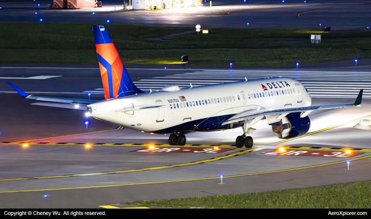 Photo of N307DU - Delta Airlines Airbus A220-300 at DTW on AeroXplorer Aviation Database