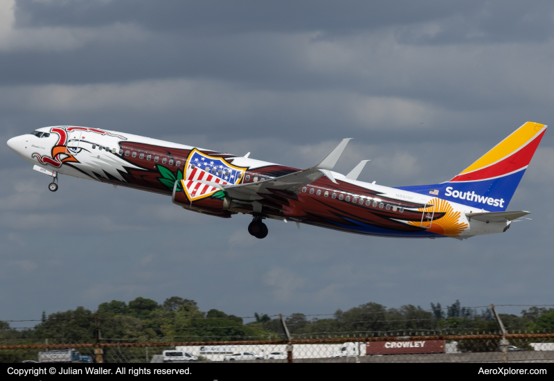 Photo of N8619F - Southwest Airlines Boeing 737-800 at FLL on AeroXplorer Aviation Database