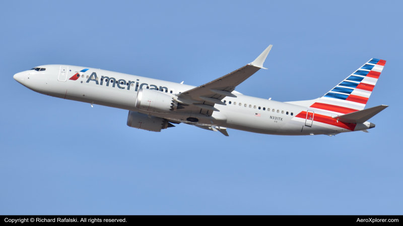 Photo of N331TK - American Airlines Boeing 737 MAX 8 at PHX on AeroXplorer Aviation Database