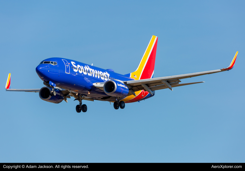 Photo of N456WN - Southwest Airlines Boeing 737-700 at BWI on AeroXplorer Aviation Database