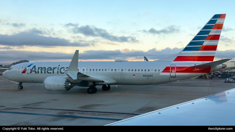 Photo of N306RC - American Airlines Boeing 737 MAX 8 at PHX on AeroXplorer Aviation Database