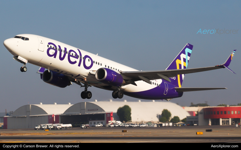 Photo of N801XT - Avelo Airlines Boeing 737-800 at BUR on AeroXplorer Aviation Database