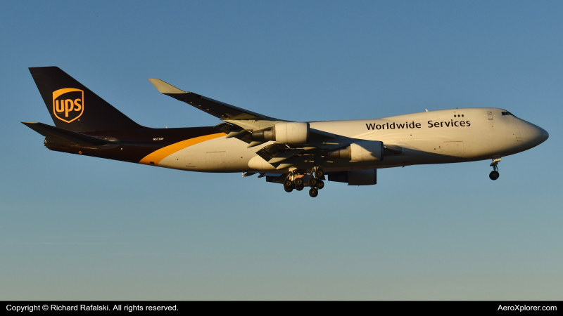 Photo of N573UP - United Parcel Service Boeing 747-400F at PHX on AeroXplorer Aviation Database