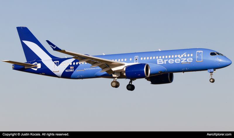 Photo of N229BZ - Breeze Airways Airbus A220-300 at TPA on AeroXplorer Aviation Database