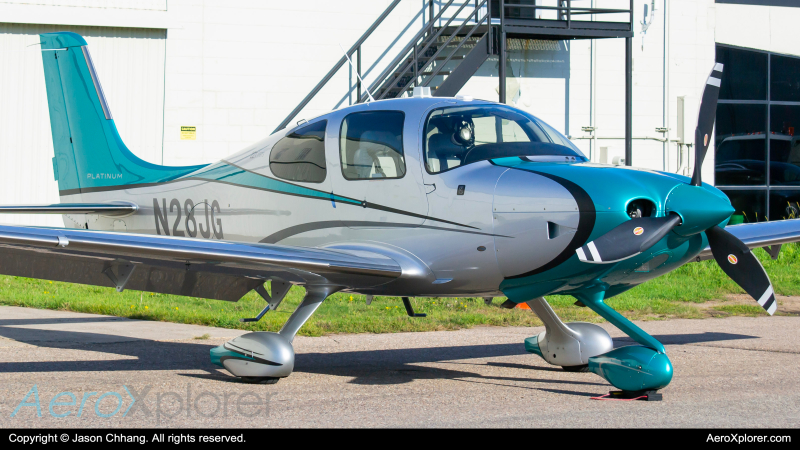 Photo of N28JG - PRIVATE Cirrus SR-22 at FCM on AeroXplorer Aviation Database