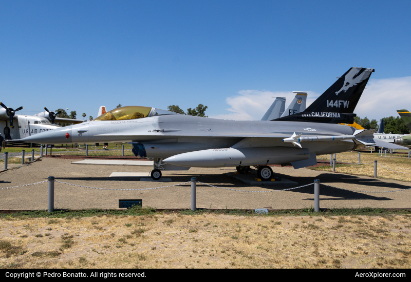 Photo of 80-0543 - USAF - United States Air Force General Dynamics F-16 Fighting Falcon at MER on AeroXplorer Aviation Database