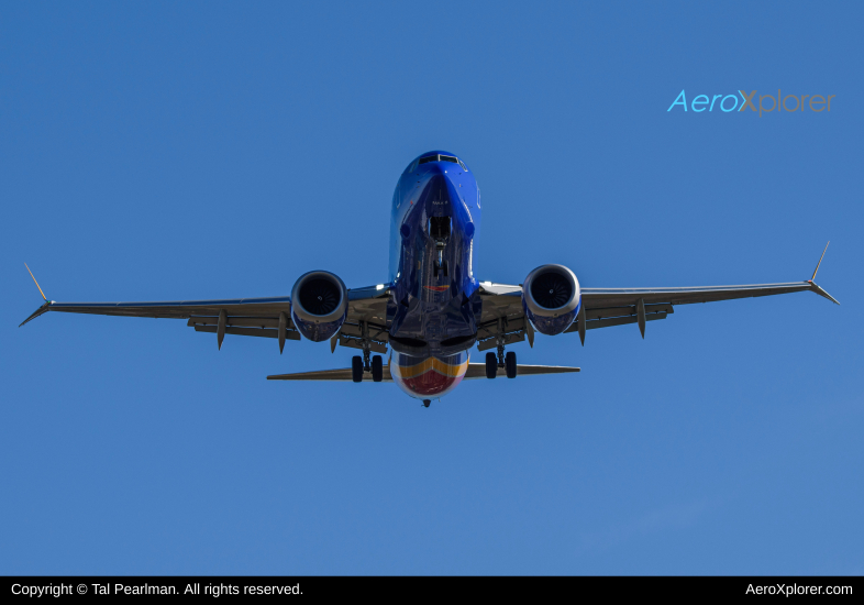 Photo of N8897K - Southwest Airlines Boeing 737 MAX 8 at PIT on AeroXplorer Aviation Database