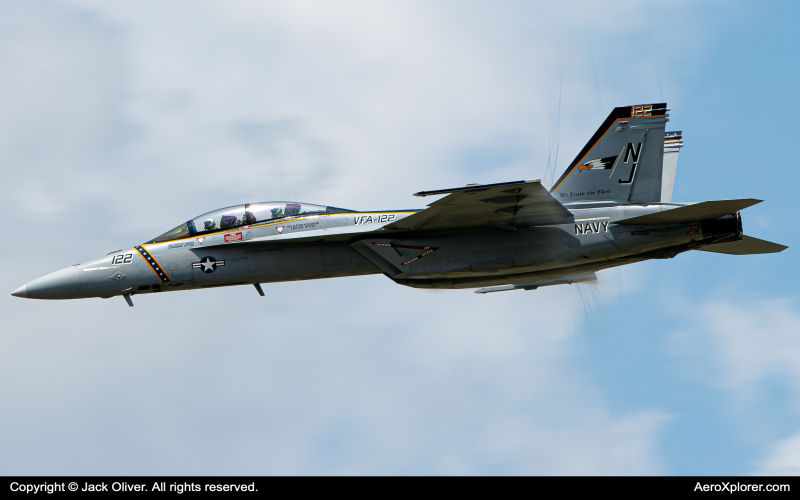 Photo of 165926 - USN - United States Navy Boeing F/A-18E/F Super Hornet at DAY on AeroXplorer Aviation Database