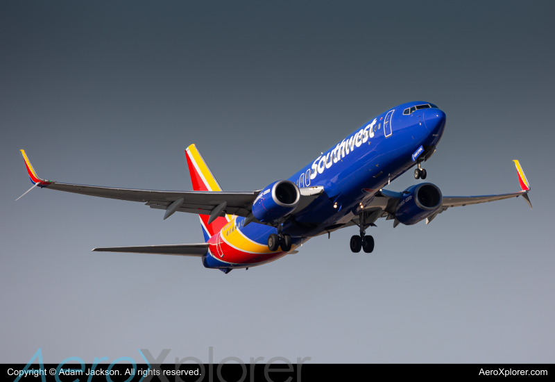 Photo of N8305E - Southwest Airlines Boeing 737-800 at BWI on AeroXplorer Aviation Database