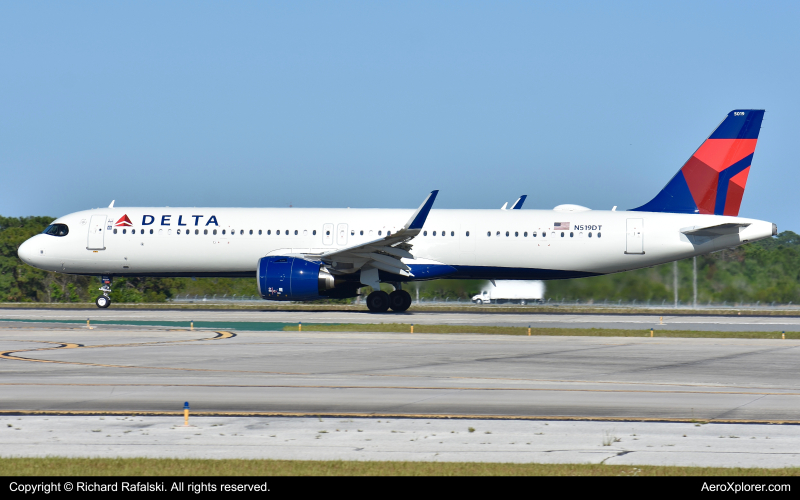 Photo of N519DT - Delta Airlines Airbus A321NEO at MCO on AeroXplorer Aviation Database