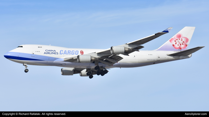 Photo of B-18718 - China Airlines Cargo Boeing 747-400F at ORD on AeroXplorer Aviation Database