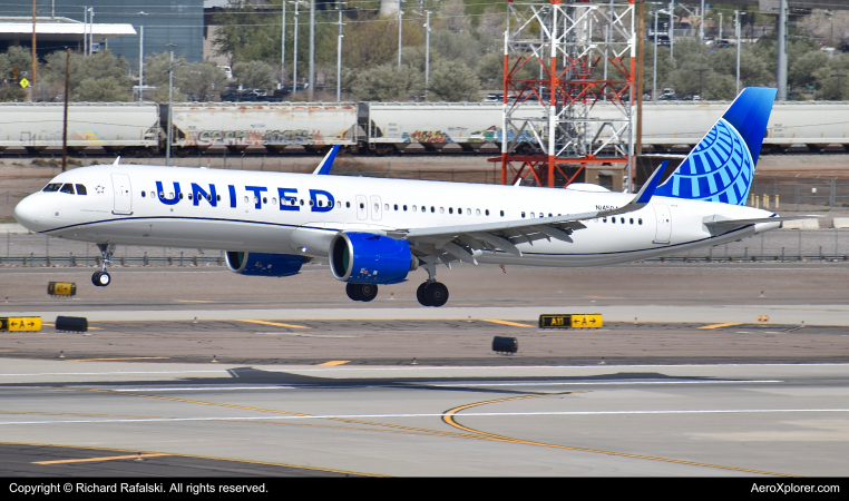 Photo of N14504 - United Airlines Airbus A321NEO at PHX on AeroXplorer Aviation Database