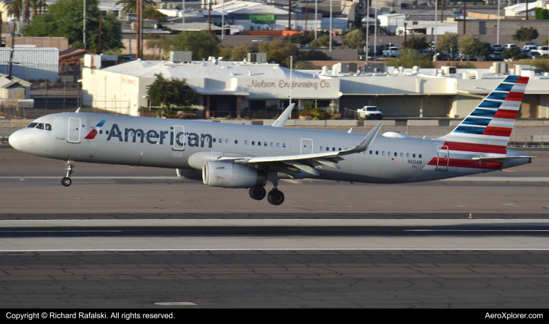 Photo of N121AN - American Airlines Airbus A321-200 at PHX on AeroXplorer Aviation Database