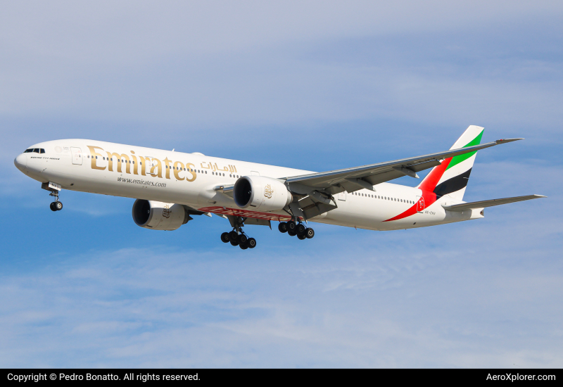 Photo of A6-ENV - Emirates Boeing 777-300ER at GRU on AeroXplorer Aviation Database