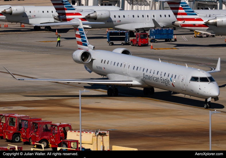 Photo of N618NN - American Eagle Mitsubishi CRJ-900 at CLT on AeroXplorer Aviation Database