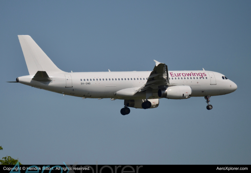 Photo of 9H-SWB - Avion Express Airbus A320 at DUS on AeroXplorer Aviation Database